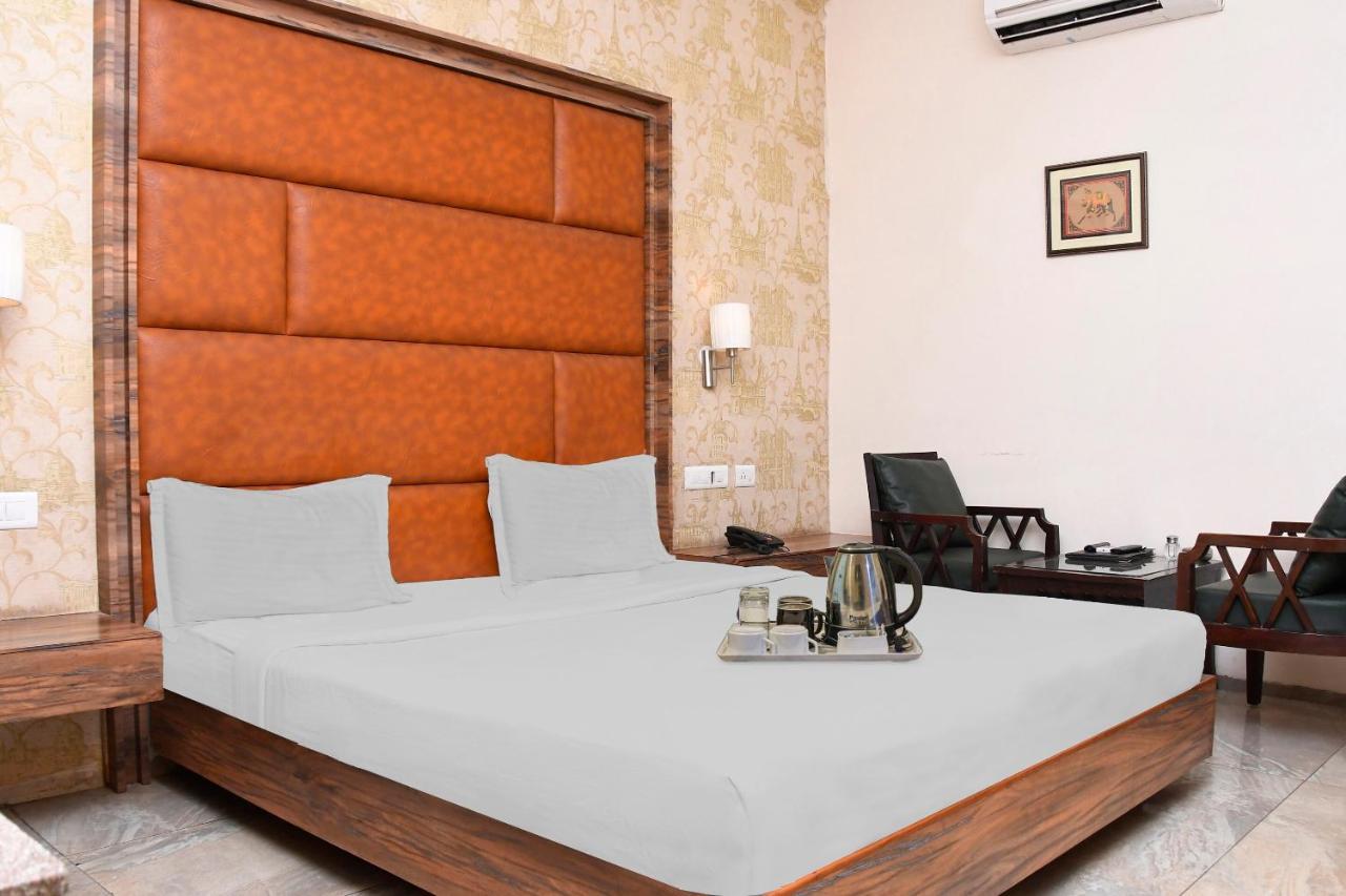 Townhouse 900 Hotel Surya Palace Bhilai Ngoại thất bức ảnh
