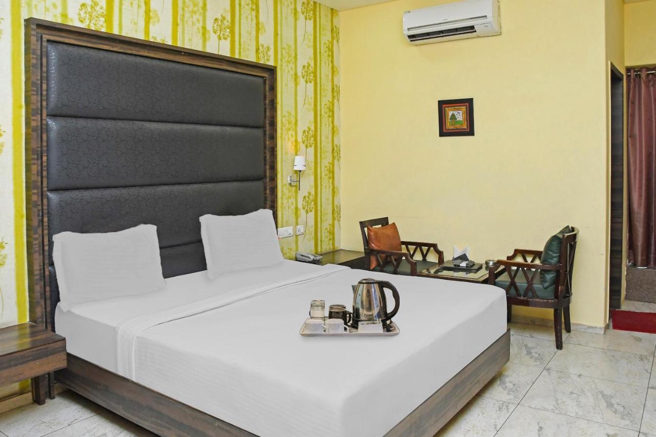 Townhouse 900 Hotel Surya Palace Bhilai Ngoại thất bức ảnh